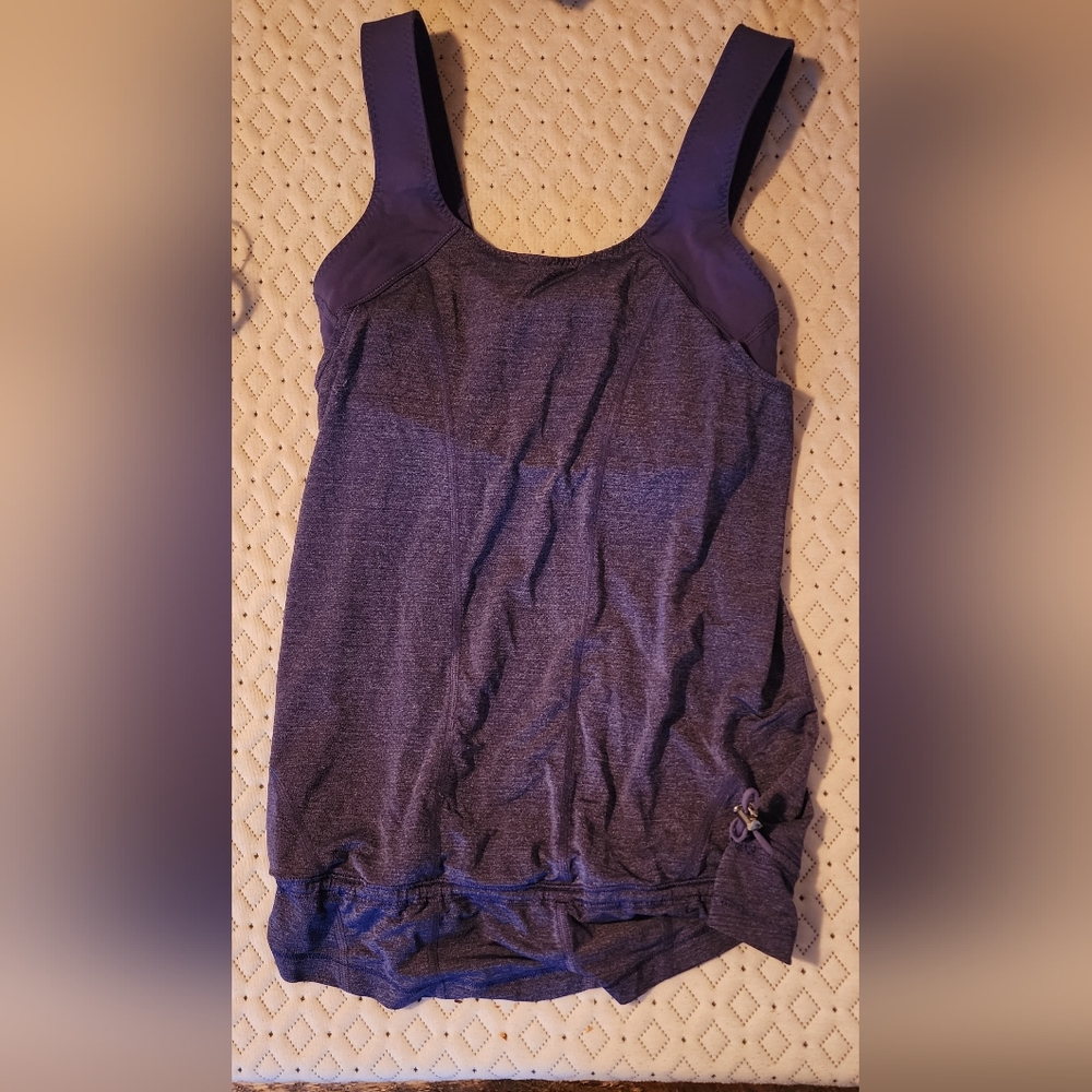 Lululemon tank - size 6